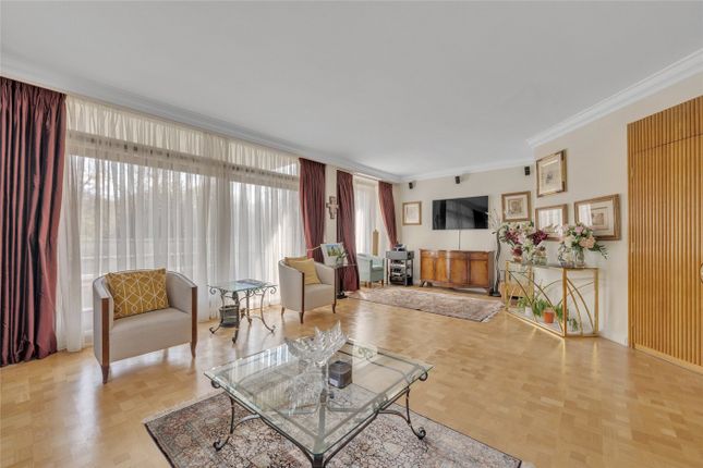 Flat 28,, Imperial Court, St John's Wood photo 2