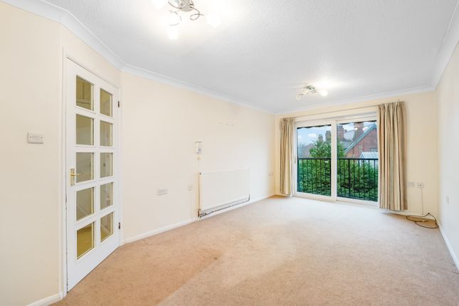 27, Marlborough Court, Nottingham photo 2