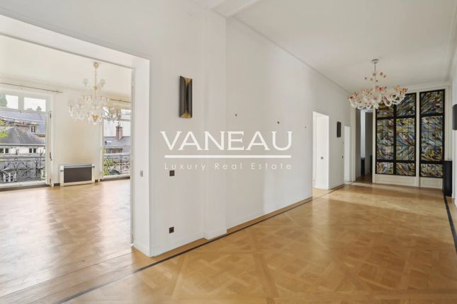 Apartment for sale in Street Name Upon Request, Paris 7Ème, Fr