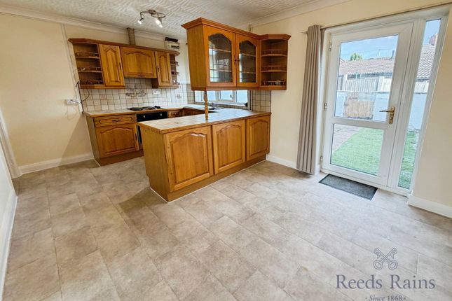 61, Elizabeth Street, Staffordshire photo 3