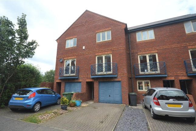 Thumbnail Terraced house to rent in Haven Road, Exeter, Devon
