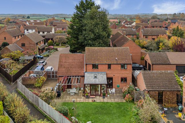 11, Hunt Road, Oxfordshire photo 2