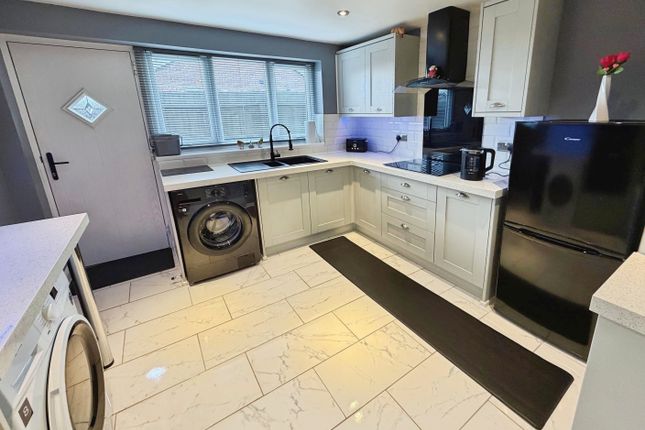 8, Bradway, Lincoln, . photo 2