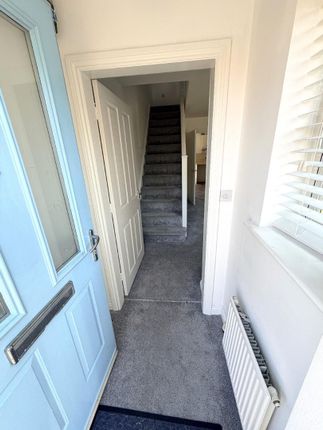 9, Snowdrop Road, Hartlepool photo 3