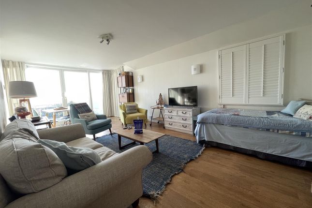 302, Coast Road, Pevensey photo 4