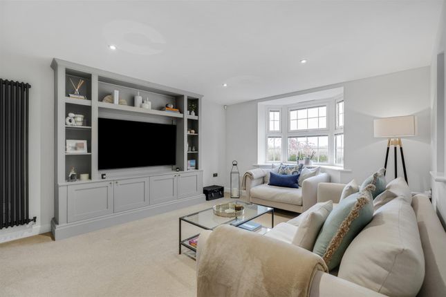 10, Simcoe Close, Northampton photo 2