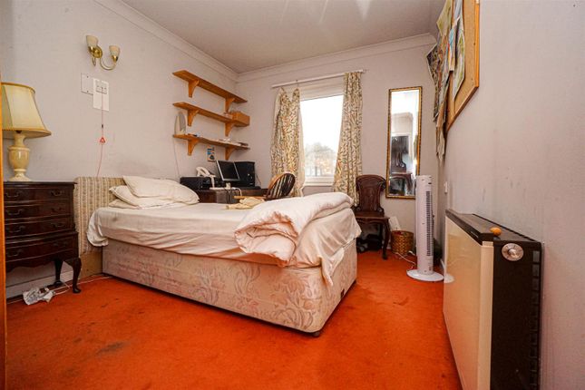 47 Homedane House, Denmark Place, Hastings photo 3
