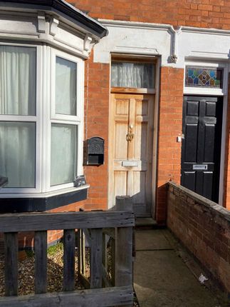 Terraced house to rent in Sylvan Street, Leicester