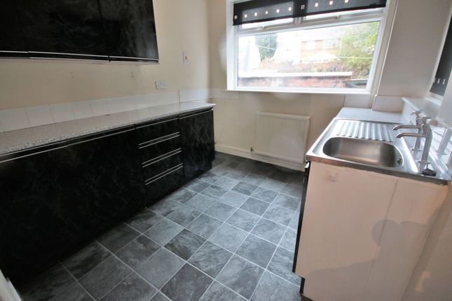 13 Chapel Street, Wigan photo 4