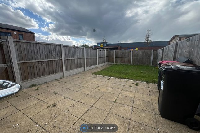 Stan Mellor Close, Salford photo 5