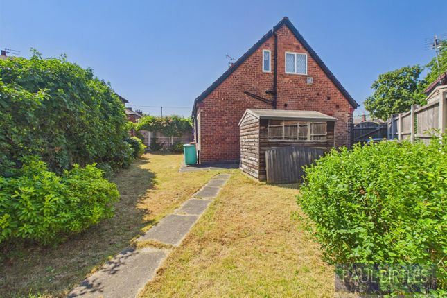 17, Shawe Road, Manchester photo 2