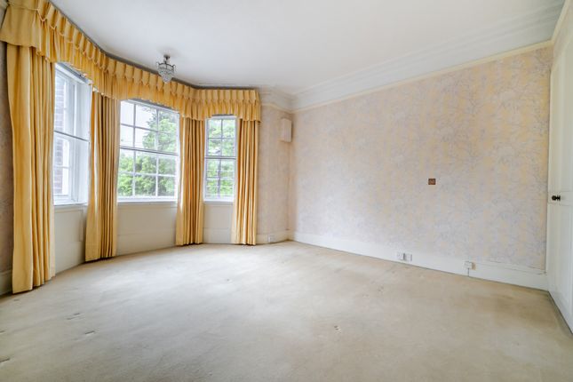 Riverside House, Windsor Road, Datchet photo 4