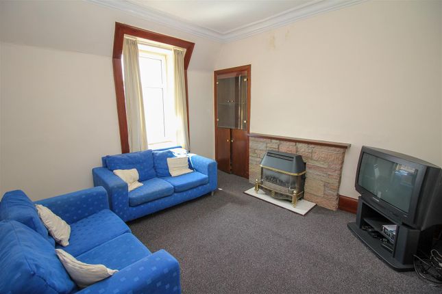 Thumbnail Flat for sale in Sandbed, Hawick