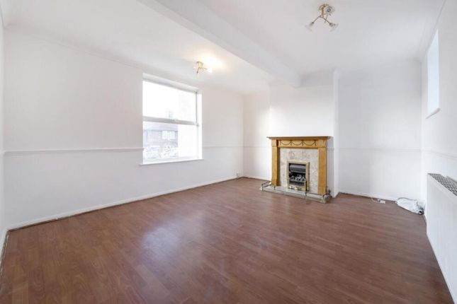 Malmesbury Road, Morden photo 5