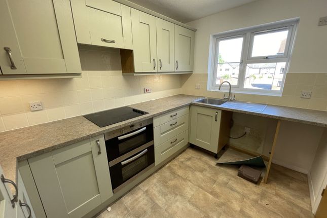 Flat to rent in California Close, Highwoods, Colchester