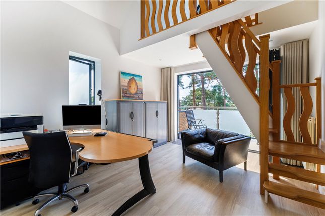Home Office/Bedroom