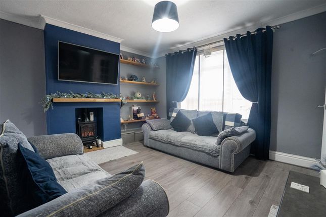 7, Hollington Crescent, Birmingham photo 3