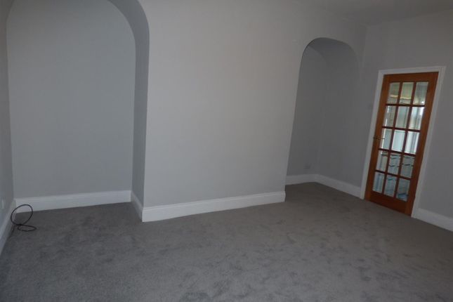14, East View, Wideopen photo 4