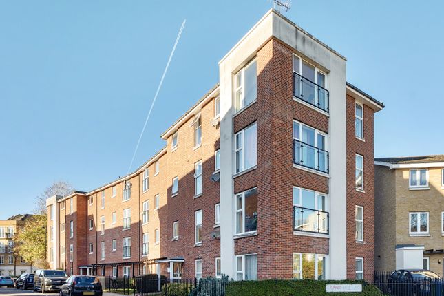 Flat 6, 3, Calypso Crescent, London photo 3