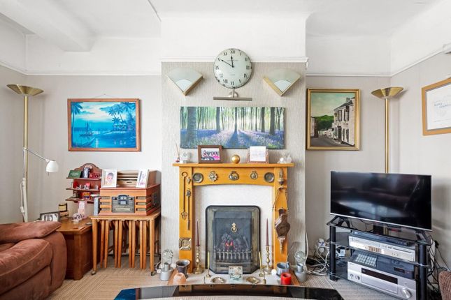 End terrace house for sale in Warminster Road, South Norwood, London