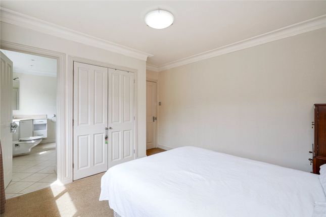 16, Chatsworth Road, London photo 4