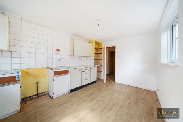 5, Beaconsfield Road, London photo 4