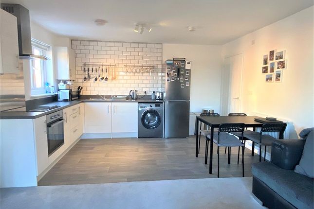 1, Crabtree Close, Cranbrook, Exeter photo 4