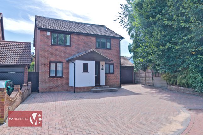 12 Badgers Croft Broxbourne En10 7Ed Via Properties Estate Letti