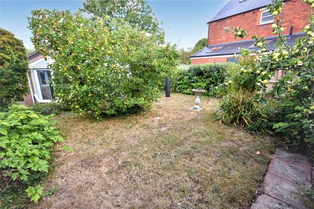 45, Lethbridge Road, Somerset photo 2