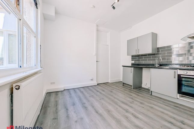 Flat 2 78, Whitegate Road, Southend-On-Sea photo 2