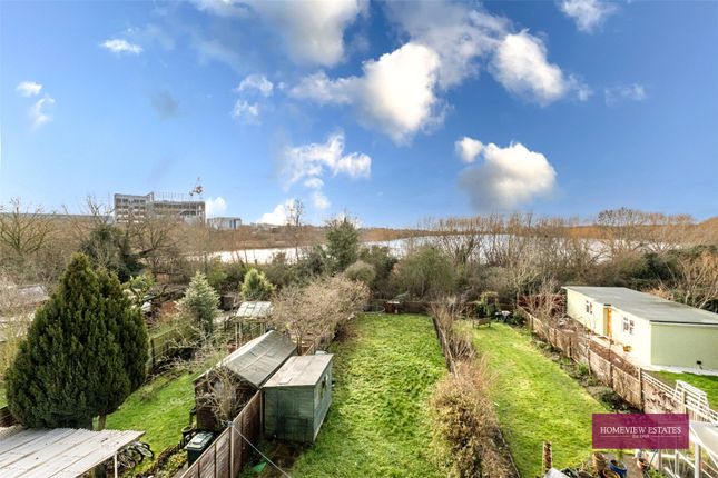 44, Woolmead Avenue, London photo 2