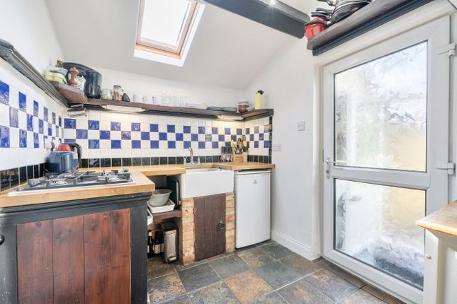 375, Gosbrook Road, Reading photo 3
