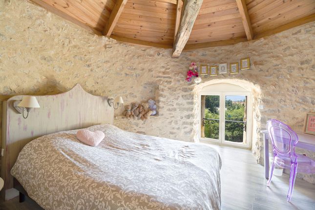 Property for sale in Revest Du Bion, Alpes-De-Haute-Provence, Provence-Alpes-Côte D'azur, France