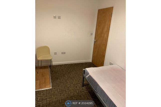 Thumbnail Room to rent in New Road, Feltham