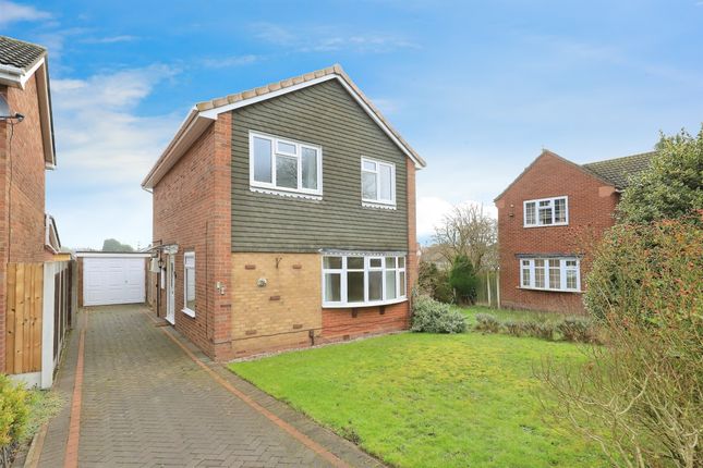 Thumbnail Detached house for sale in Glengarry Gardens, Finchfield, Wolverhampton