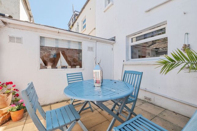 6, Wesley Street, WEYMOUTH photo 4