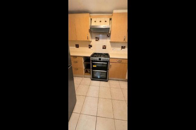 Romney Court, Parkfield Drive photo 4