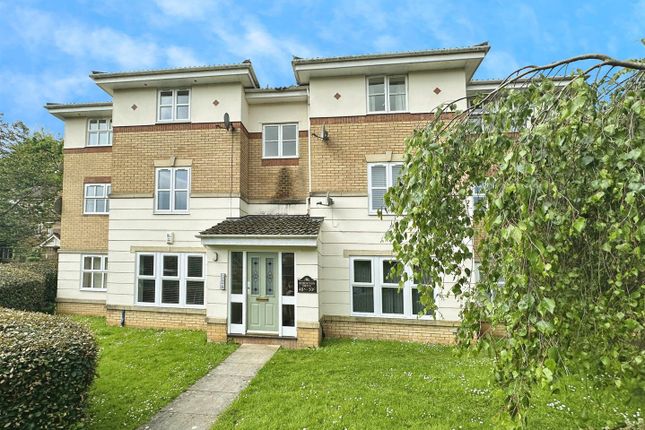 Flat to rent in Robertson Drive, St. Annes Park, Bristol