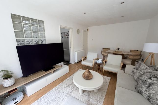 48 Llwyn-y-Mor, Caswell photo 3