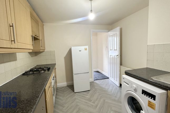 8a, Bellhouse Road, Sheffield photo 3