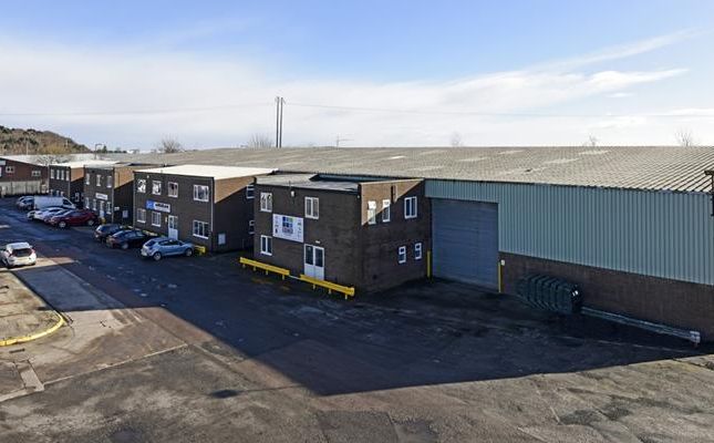 Light industrial to let in Units F & G, Fallbank Industrial Estate, Barnsley