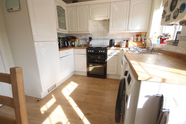 1, James Close, Chippenham photo 3