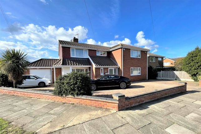 A Stunning Executive Style Detached Residence - Over 2,400 Sq Ft Of Luxury