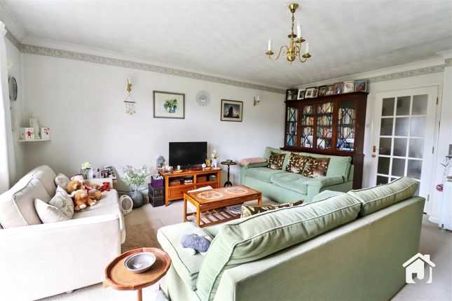 24, Chestnut Walk, Markfield photo 4