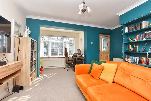 Woodstock Road Strood, Rochester photo 4