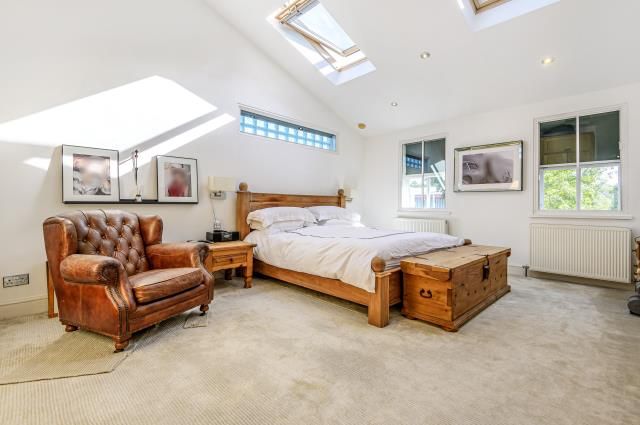 11, Wighton Mews, Isleworth photo 4