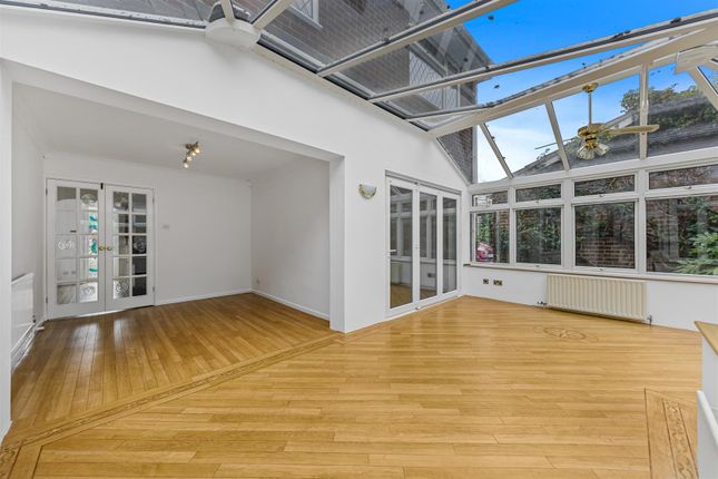 11Pevenseygrweb30.Jpg