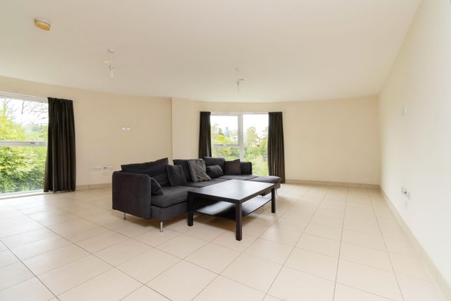 Flat for sale in Timpani Hill, Warlingham, Surrey