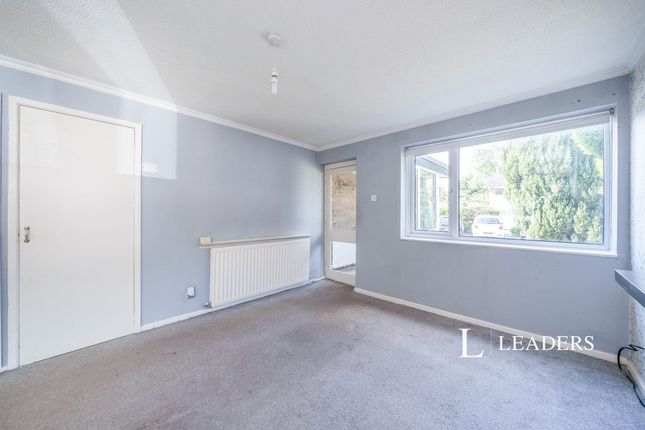 113, Armstrong Close, Warrington photo 2