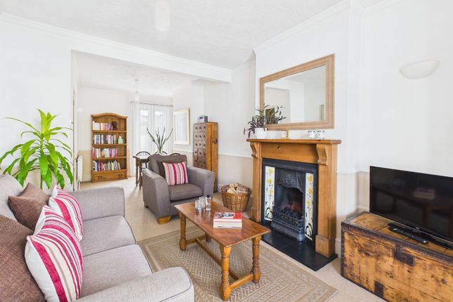 6, Stanley Road, Worthing photo 3